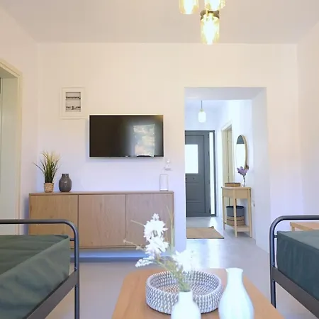 Margo House 別荘